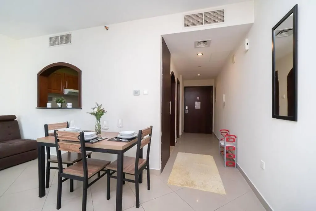 Apartment Stonetree - Lake View - Family-Friendly Location Dubai